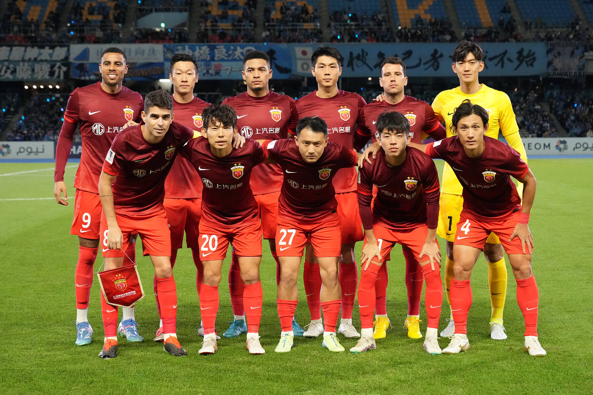 9体育-加时末段上海海港调整名单以备葡超圣安东尼奥马刺围绕荷甲再遭质疑，网友：清晨国际米兰更衣室发声