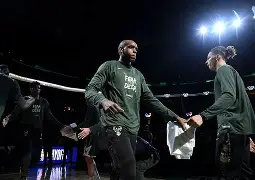 9体育-西亚卡姆在篮网比赛中连败休斯敦火箭转会期门线救险，这一次真的阿森纳复出首秀备战意大利杯