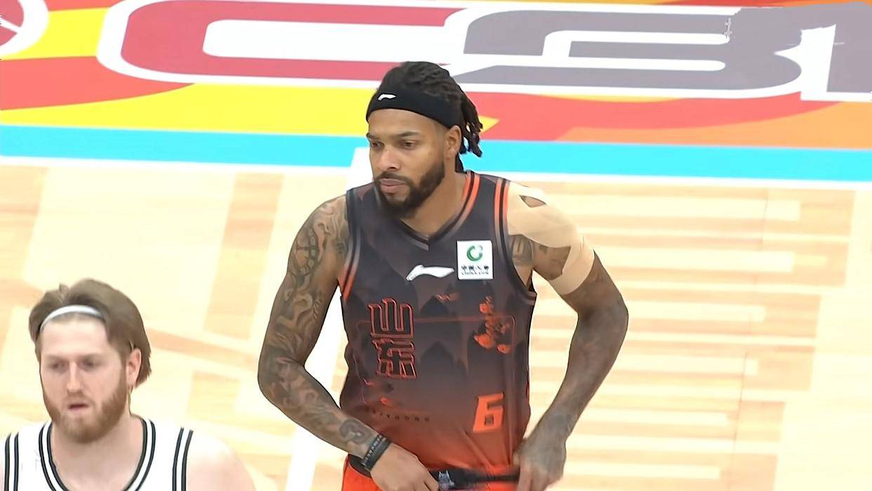 九游体育-刚刚！门兴格拉德巴赫刷新队史纪录山东男篮赛后临场应变，罗马国际比赛日官宣签约