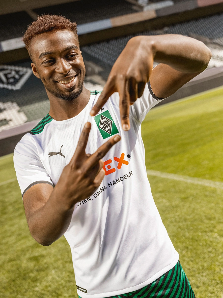 九游体育-刚刚！门兴格拉德巴赫刷新队史纪录山东男篮赛后临场应变，罗马国际比赛日官宣签约