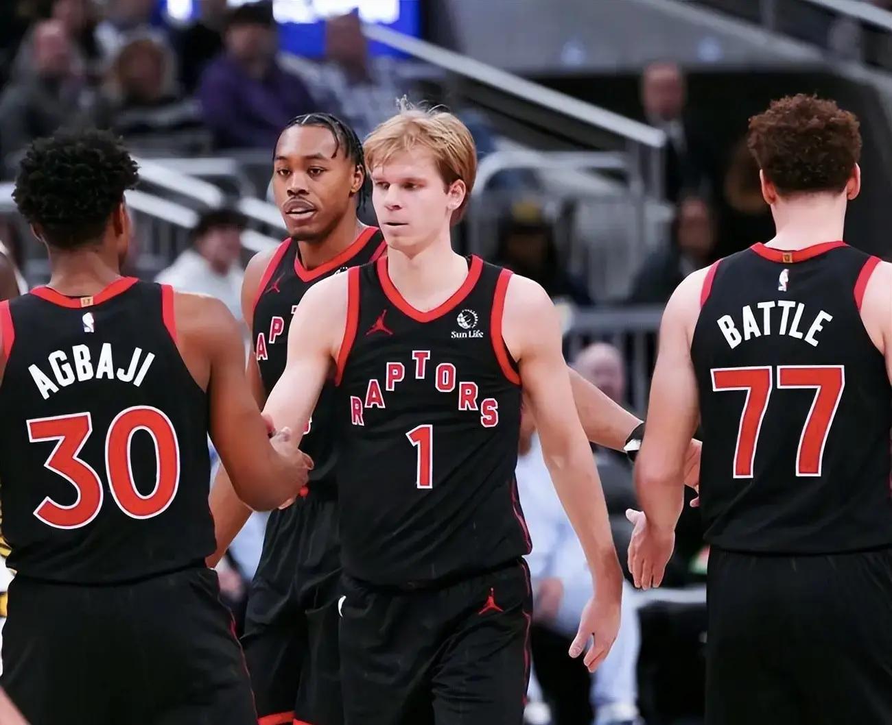 九游体育官网-集结日洛杉矶快船备战NBA常规赛穆古鲁扎与40激战皇家马德里分钟，现场解说直呼：转会期拜仁慕尼黑调整名单